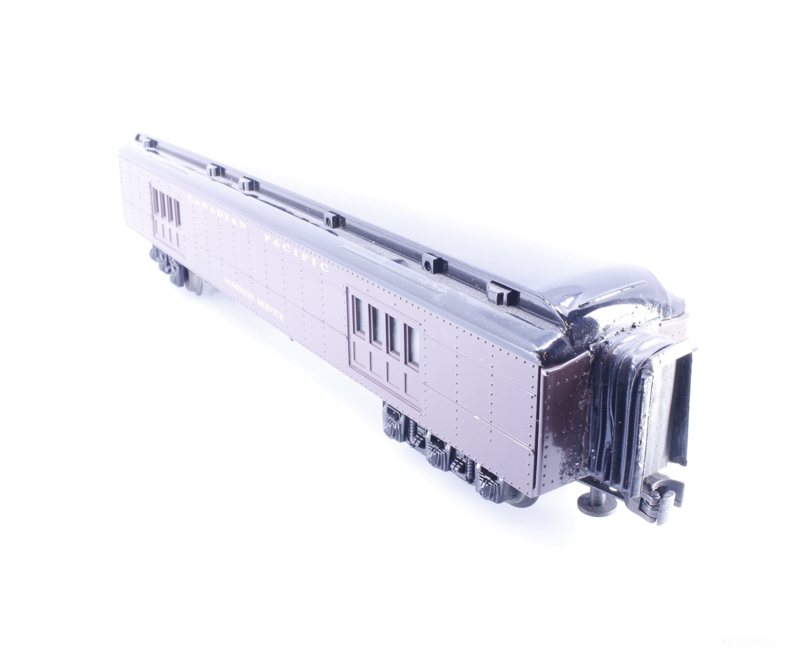Williams DSPC O Baggage Car with Interior Lighting Canadian Pacific (CP) Dominion - Passenger Cars