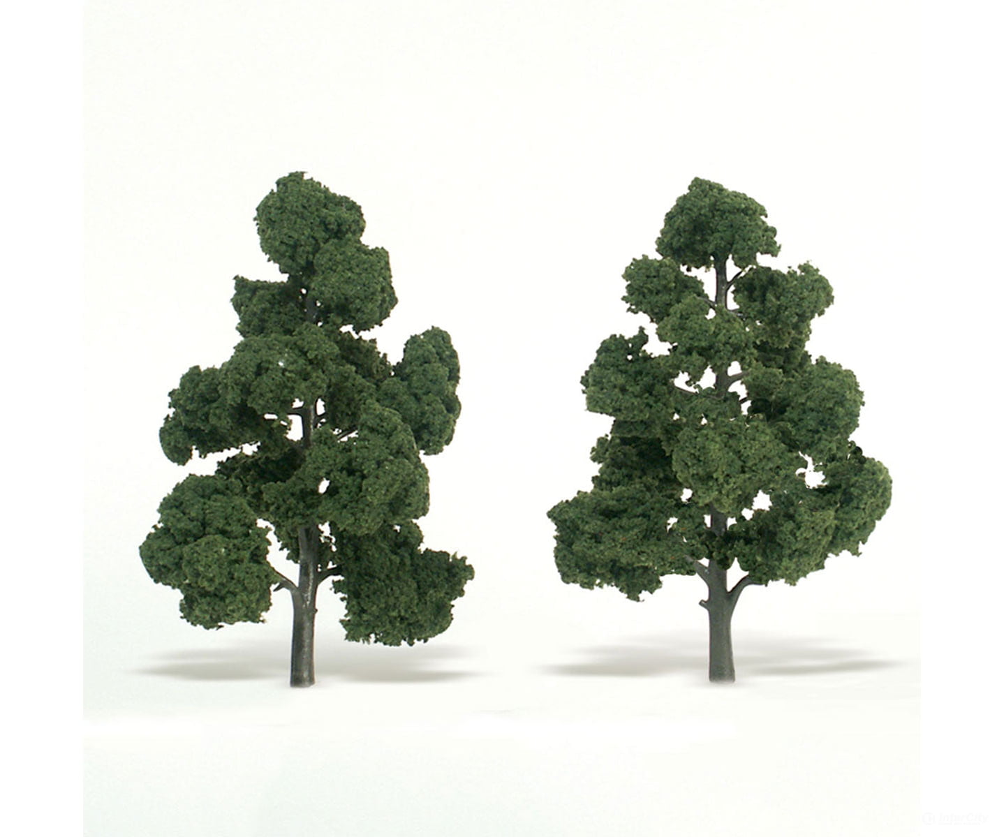 Woodland Scenics 1518 Ready - Med Grn (7’ - 8’) (2/Pk) Trees & Vegetation
