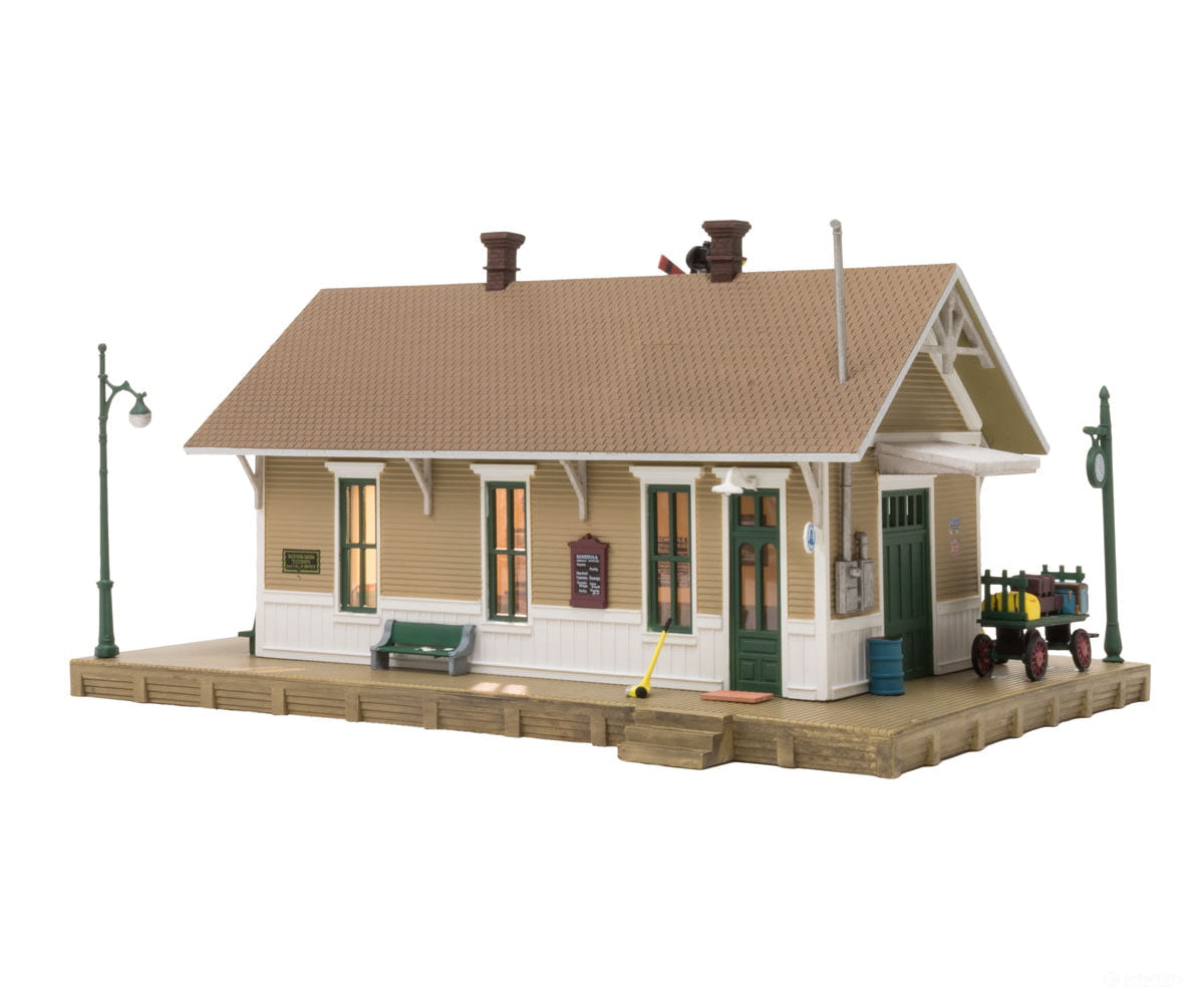 Woodland Scenics 4928 Dansbury Depot (Lit) N Scale Structures