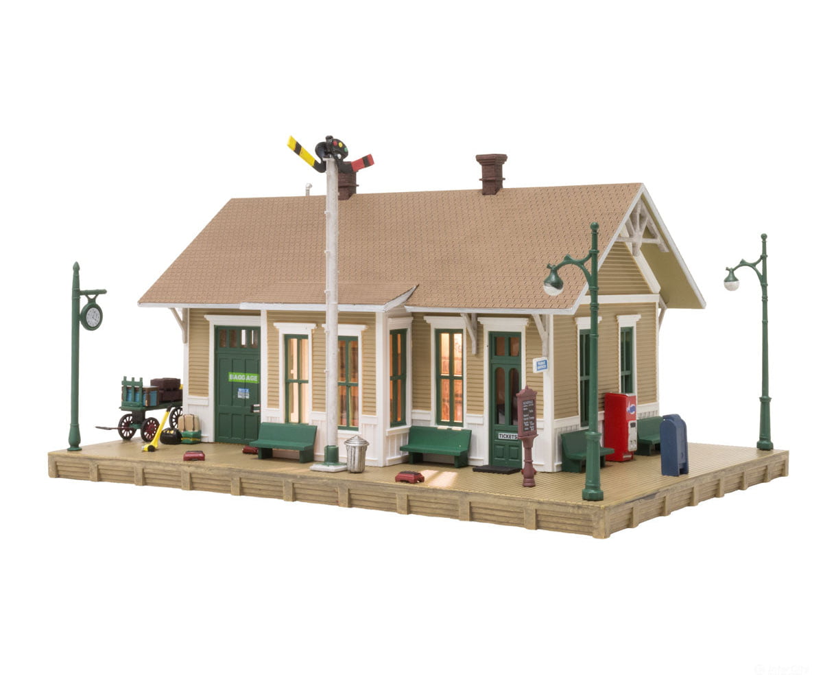 Woodland Scenics 4928 Dansbury Depot (Lit) N Scale Structures