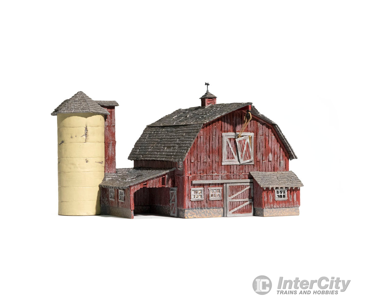 Woodland Scenics 4932 Old Weathered Barn (Lit) N Scale Structures