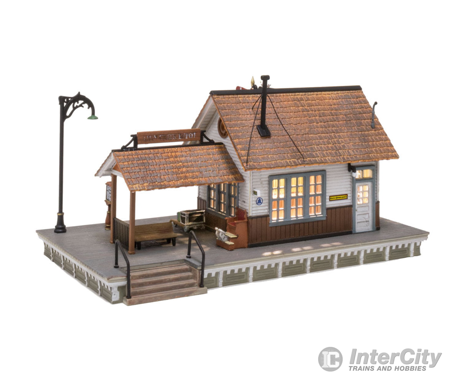 Woodland Scenics 4942 The Depot (Lit) N Scale Structures