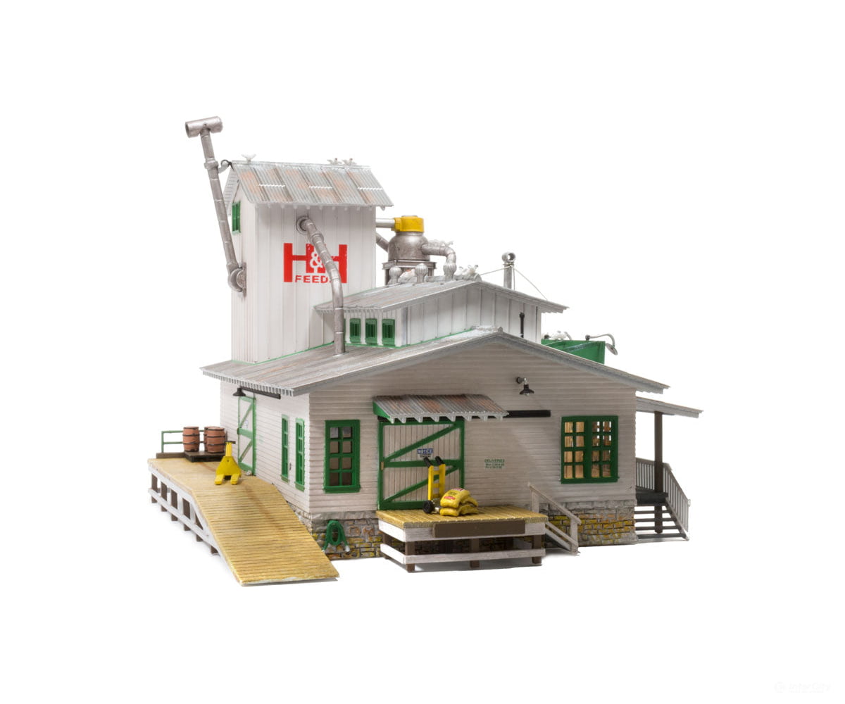 Woodland Scenics 4949 H & Feed Mill (Lit) N Scale Structures