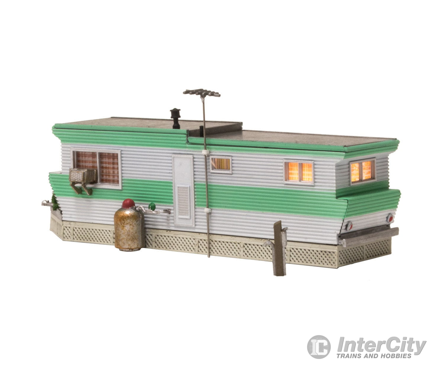 Woodland Scenics 4950 Grillin’ & Chillin’ Trailer (Lit) N Scale Structures