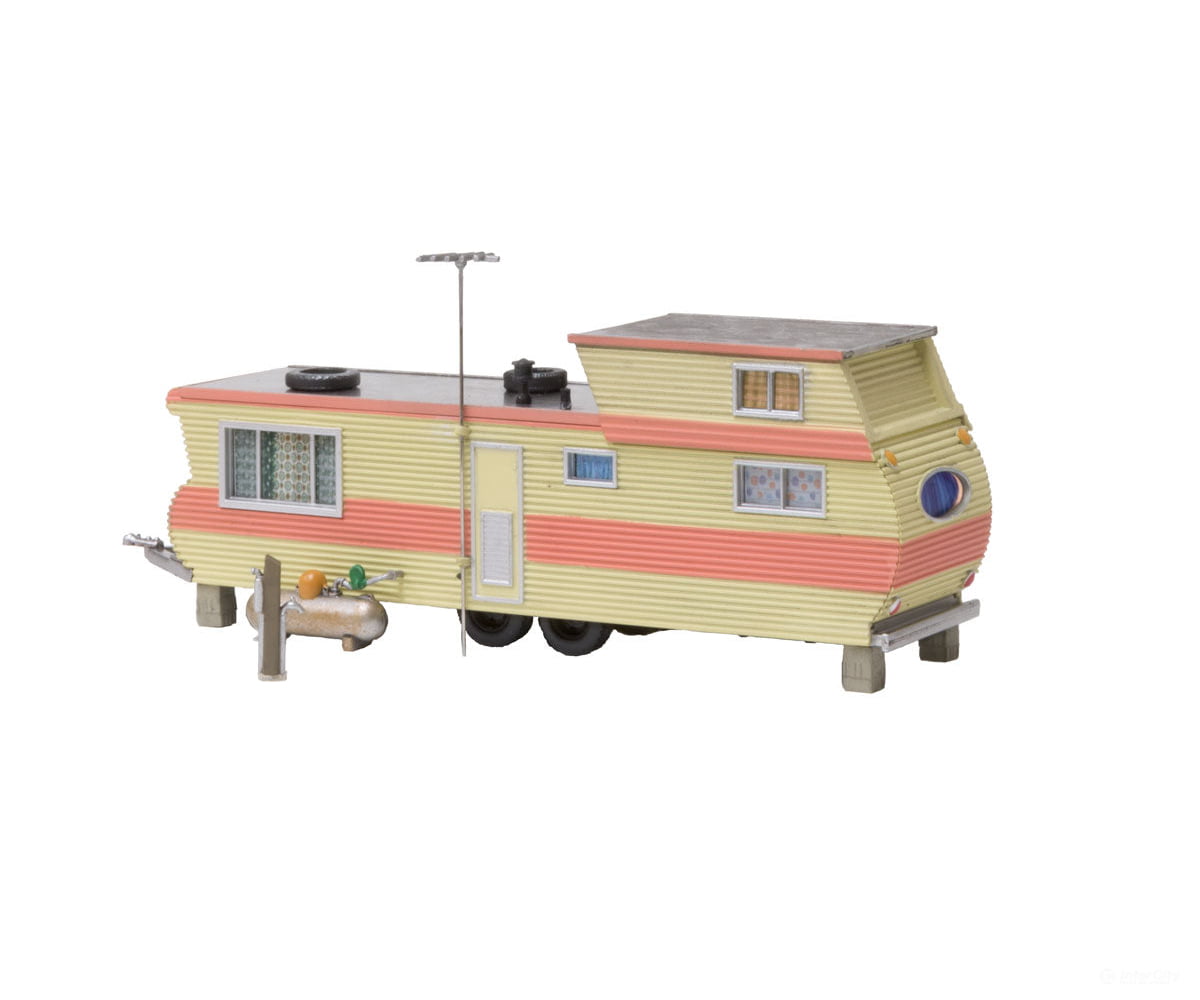 Woodland Scenics 4951 Double Decker Trailer (Lit) N Scale Structures