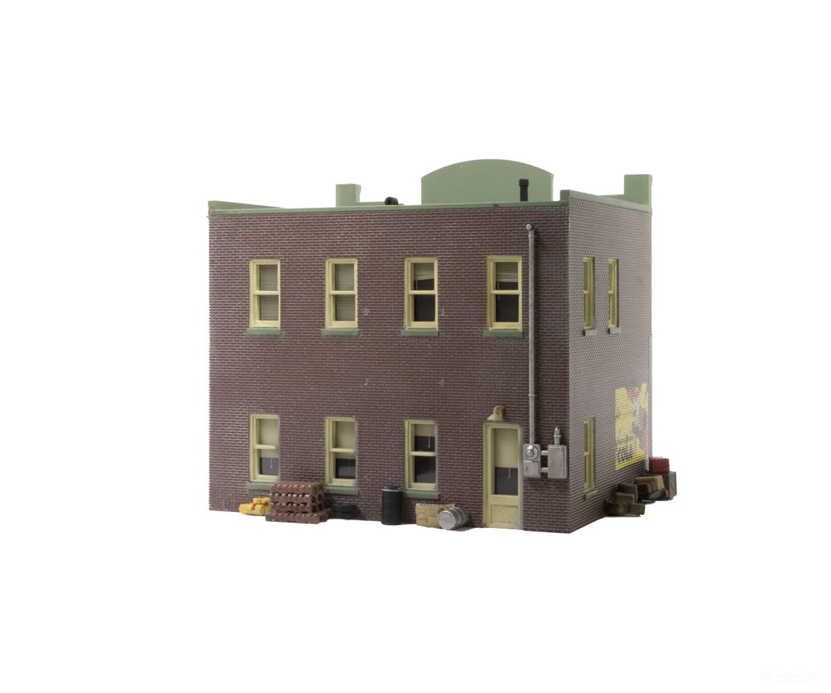 Woodland Scenics 5022 Harrison’s Hardware (Lit) Ho Scale Structures