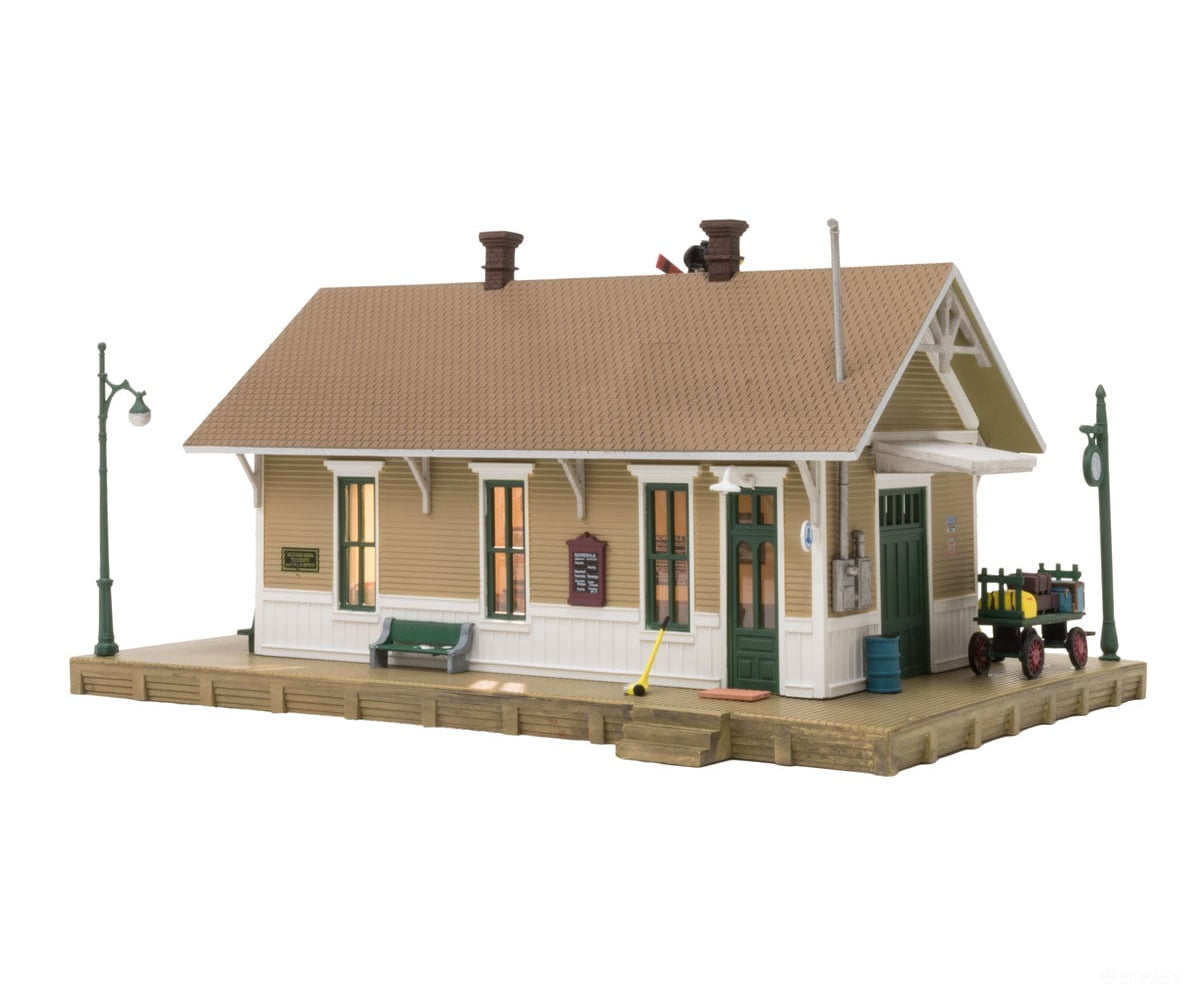 Woodland Scenics 5023 Dansbury Depot (Lit) Ho Scale Structures