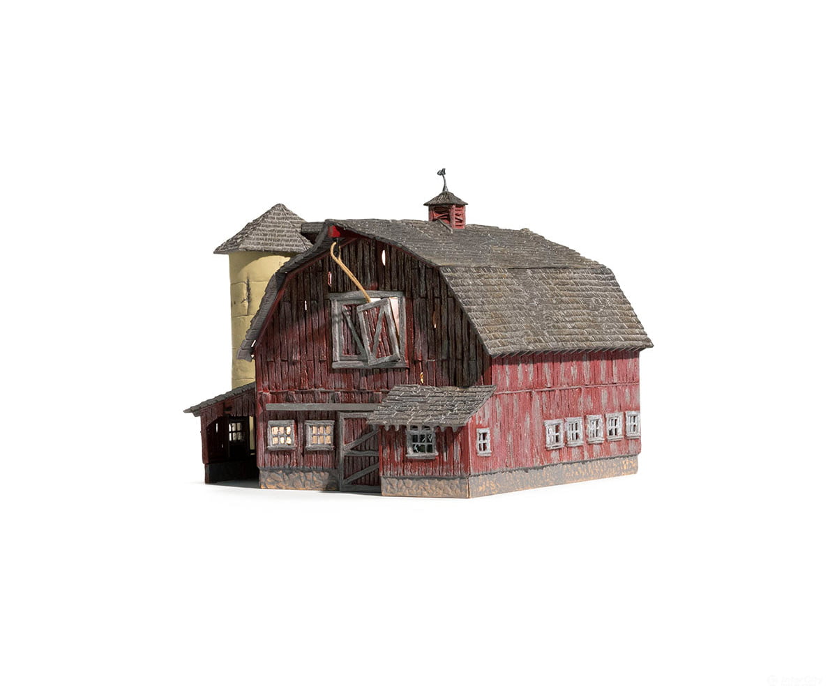 Woodland Scenics 5038 Old Weathered Barn (Lit) Ho Scale Structures