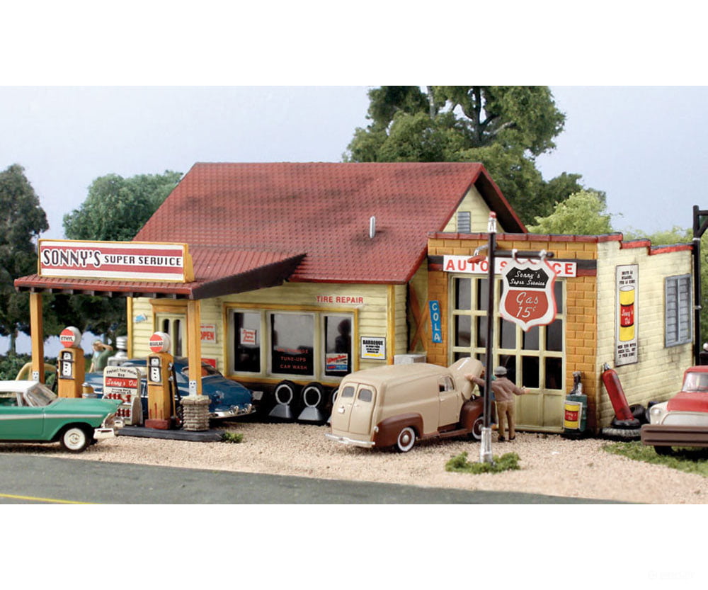 Woodland Scenics 5203 Sonny’s Super Service - Landmark Structures(R) - - Kit 3 - 3/16 X 2 -