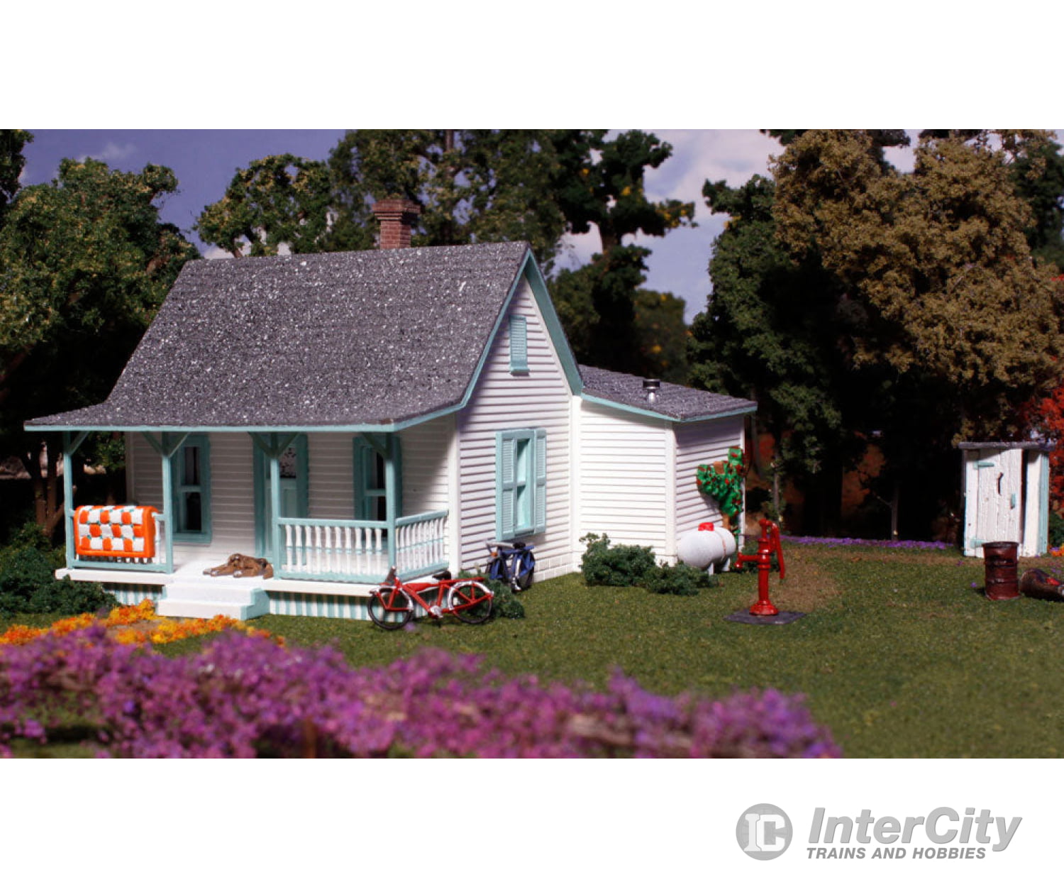 Woodland Scenics 5206 Country Cottage - Landmark Structures(R) - - Kit 2 - 1/32 X 2 - 29/32’ 5.1