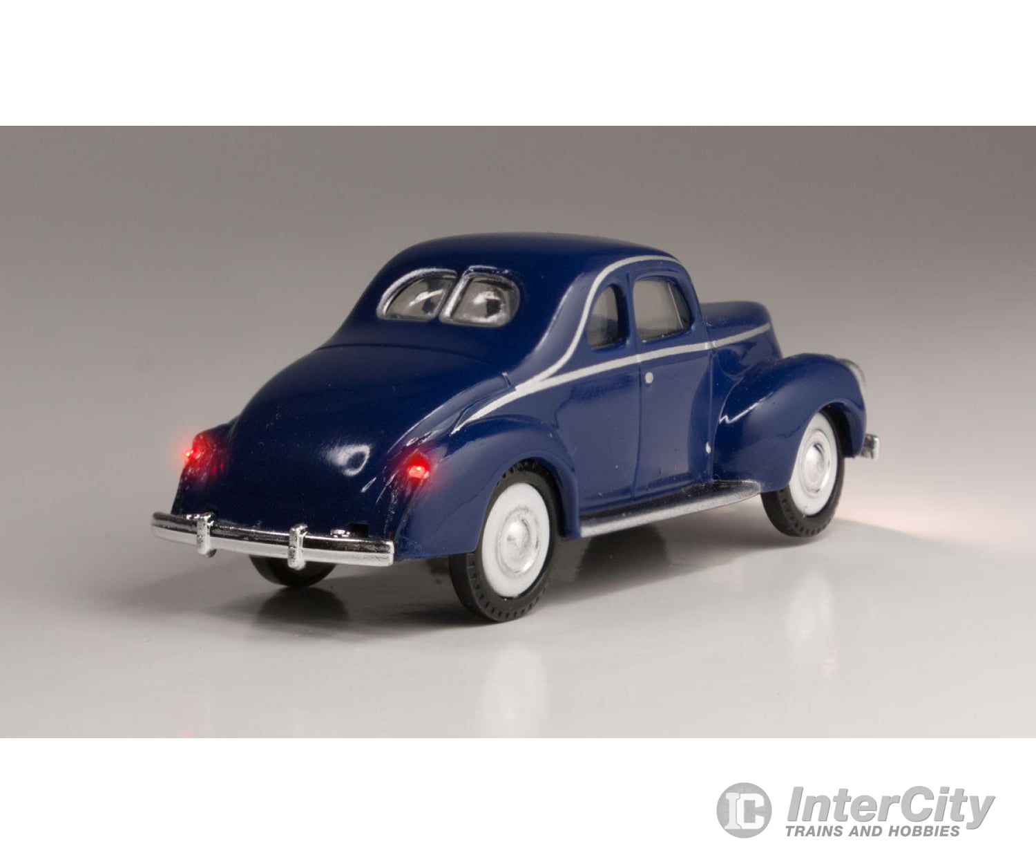 Woodland Scenics 5598 Blue Coupe - Just Plug(R) Lighted Vehicle Cars & Trucks