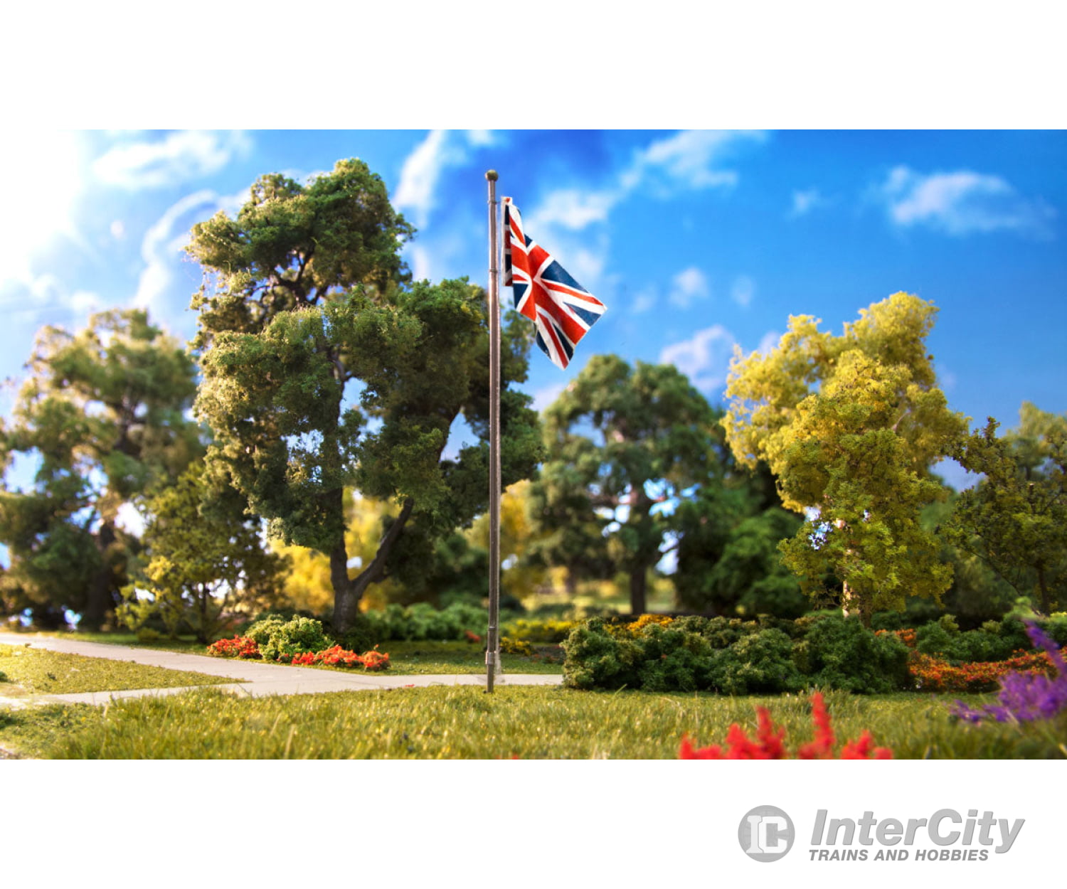 Woodland Scenics 5959 Flag Pole With Union Jack - Just Plug(Tm) - - Medium 4 - 1/8’ 10.4Cm Tall