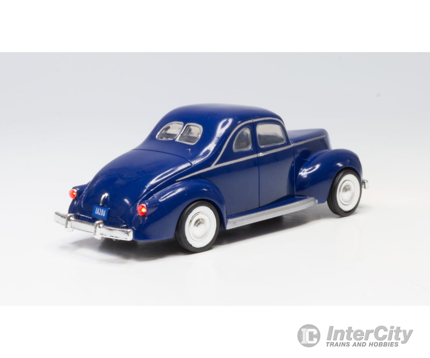 Woodland Scenics 5978 Blue Coupe - Just Plug(R) Lighted Vehicle - - Cars & Trucks