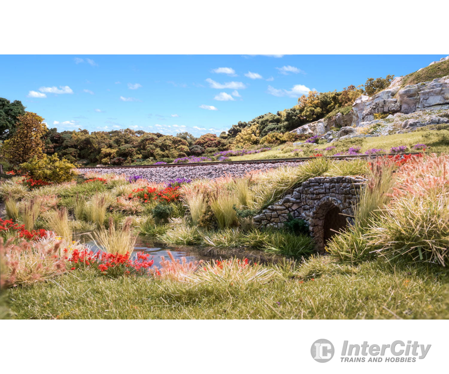 Woodland Scenics 771 Medium Green Grass Tufts & Scenery Mats