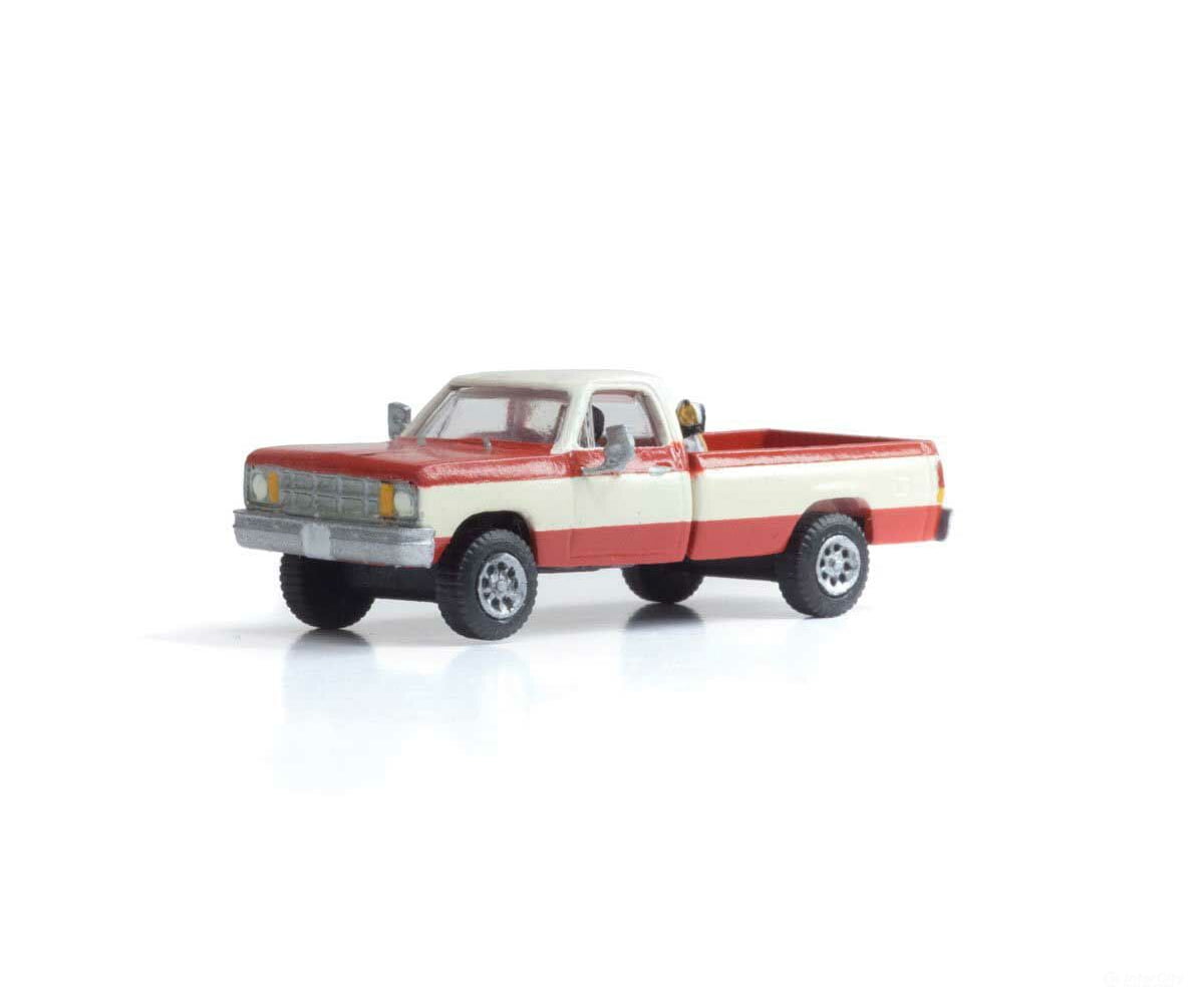 Woodland Scenics 5371 Truck - Modern Era Vehicles -- Red White Cars & Trucks