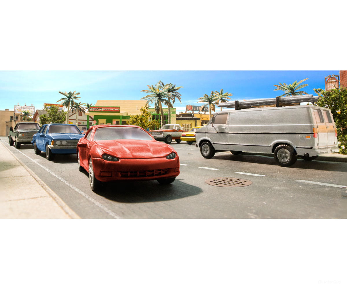 Woodland Scenics 5371 Truck - Modern Era Vehicles - - Red White Cars & Trucks