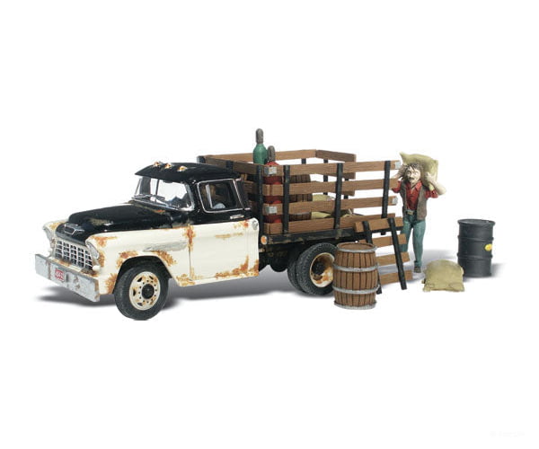 Woodland Scenics 5538 Henry’s Hauling Cars & Trucks