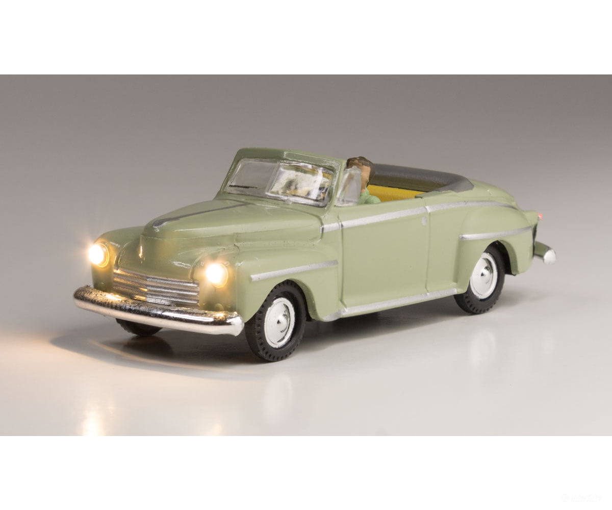 Woodland Scenics 5594 Cool Convertible - Just Plug(R) Lighted Vehicle Light Green Cars & Trucks
