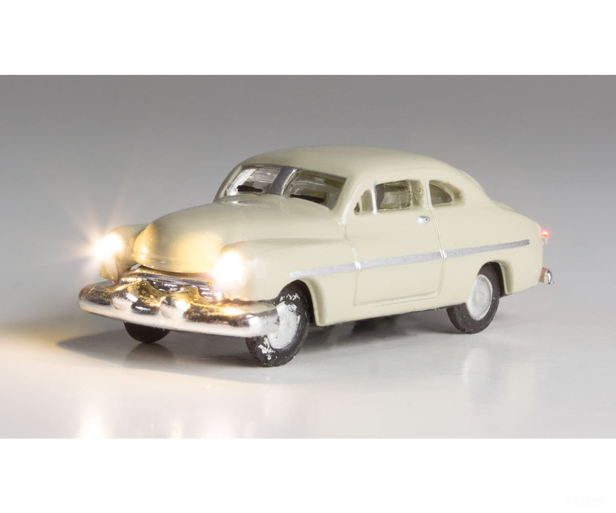 Woodland Scenics 5612 Just Plug(R) Lighted Vehicle City Classic (Ivory) Cars & Trucks