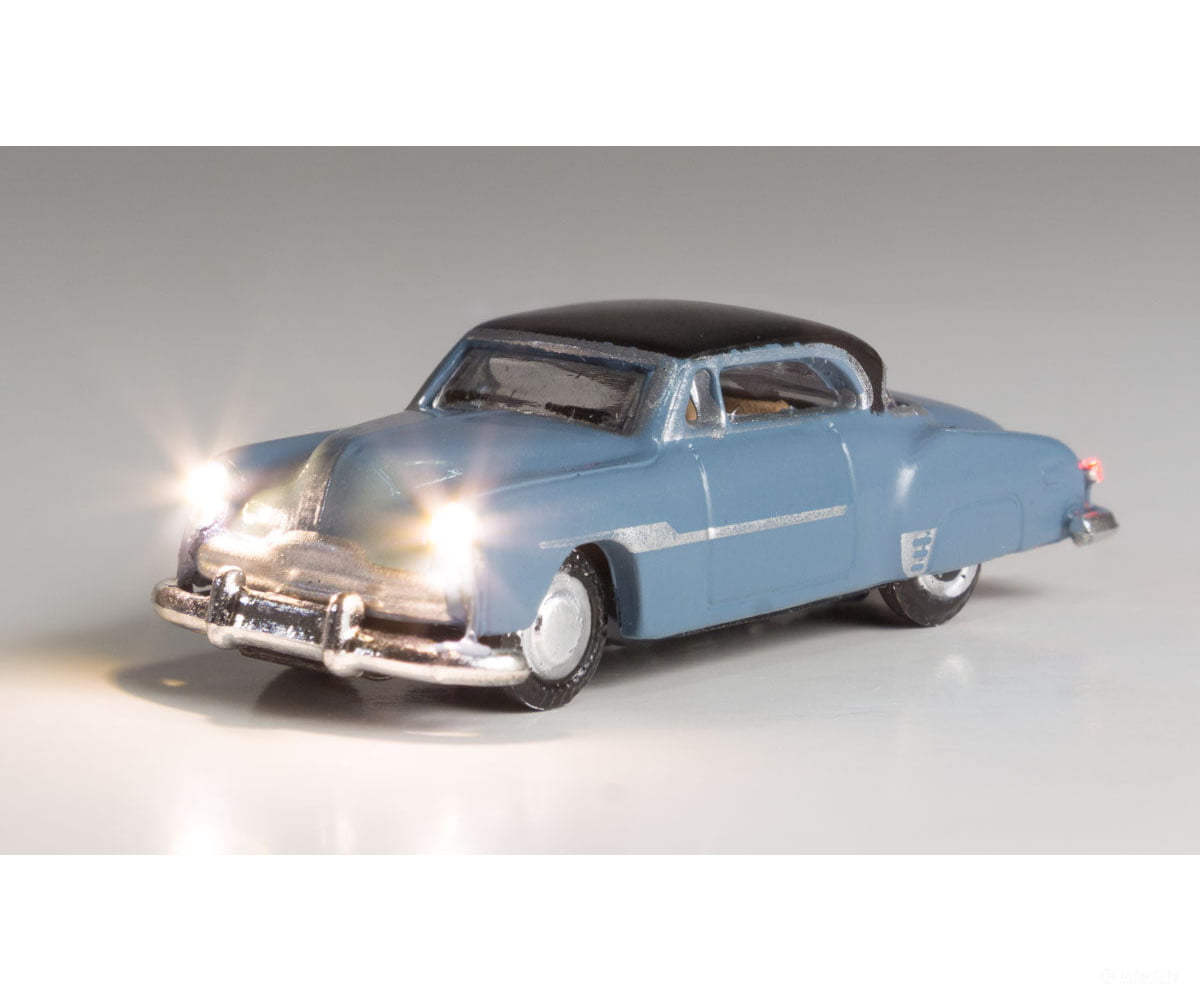 Woodland Scenics 5616 Just Plug(R) Lighted Vehicle Comfy Cruise (Blue) Cars & Trucks