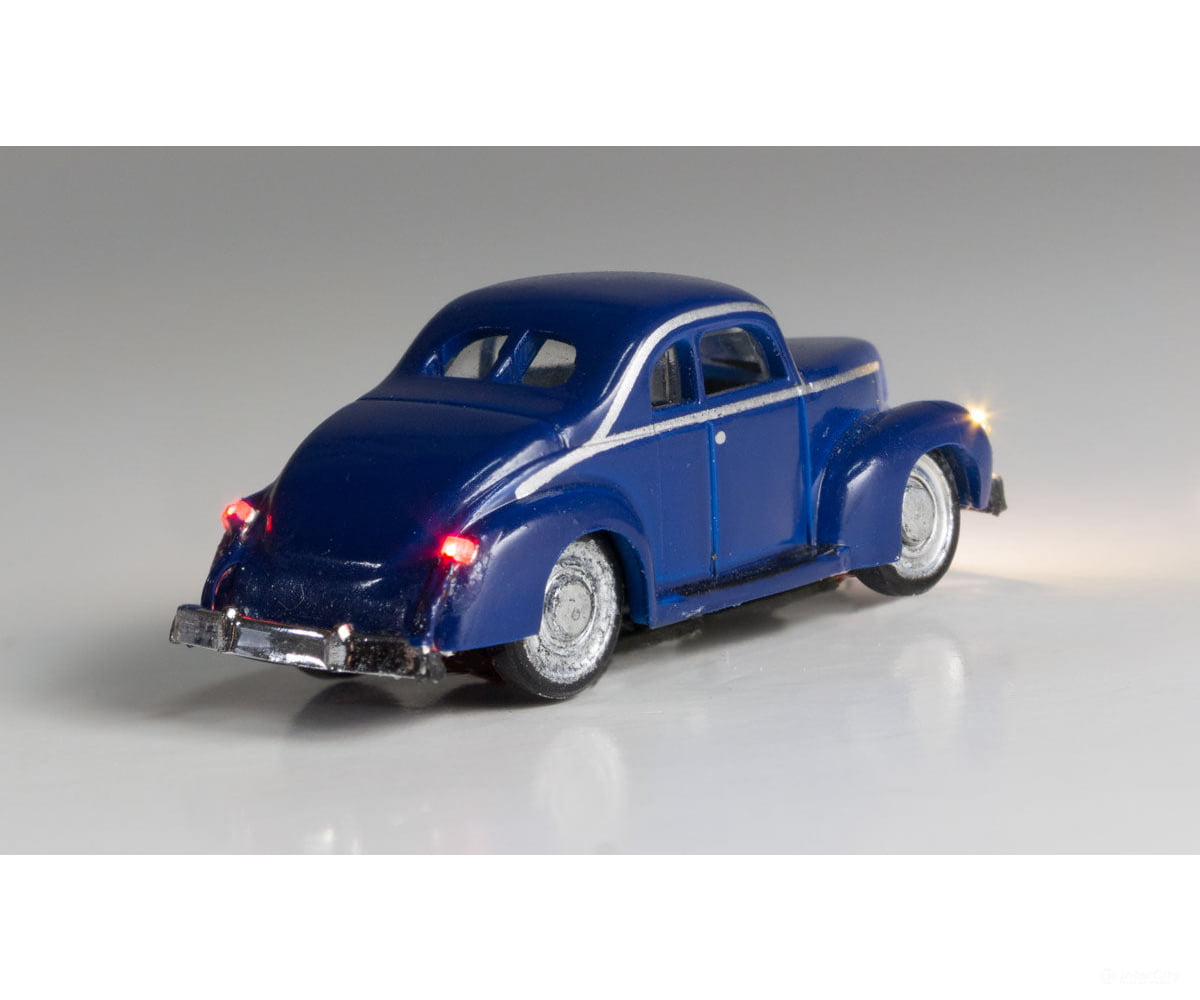 Woodland Scenics 5618 Blue Coupe - Just Plug(R) Lighted Vehicle Cars & Trucks