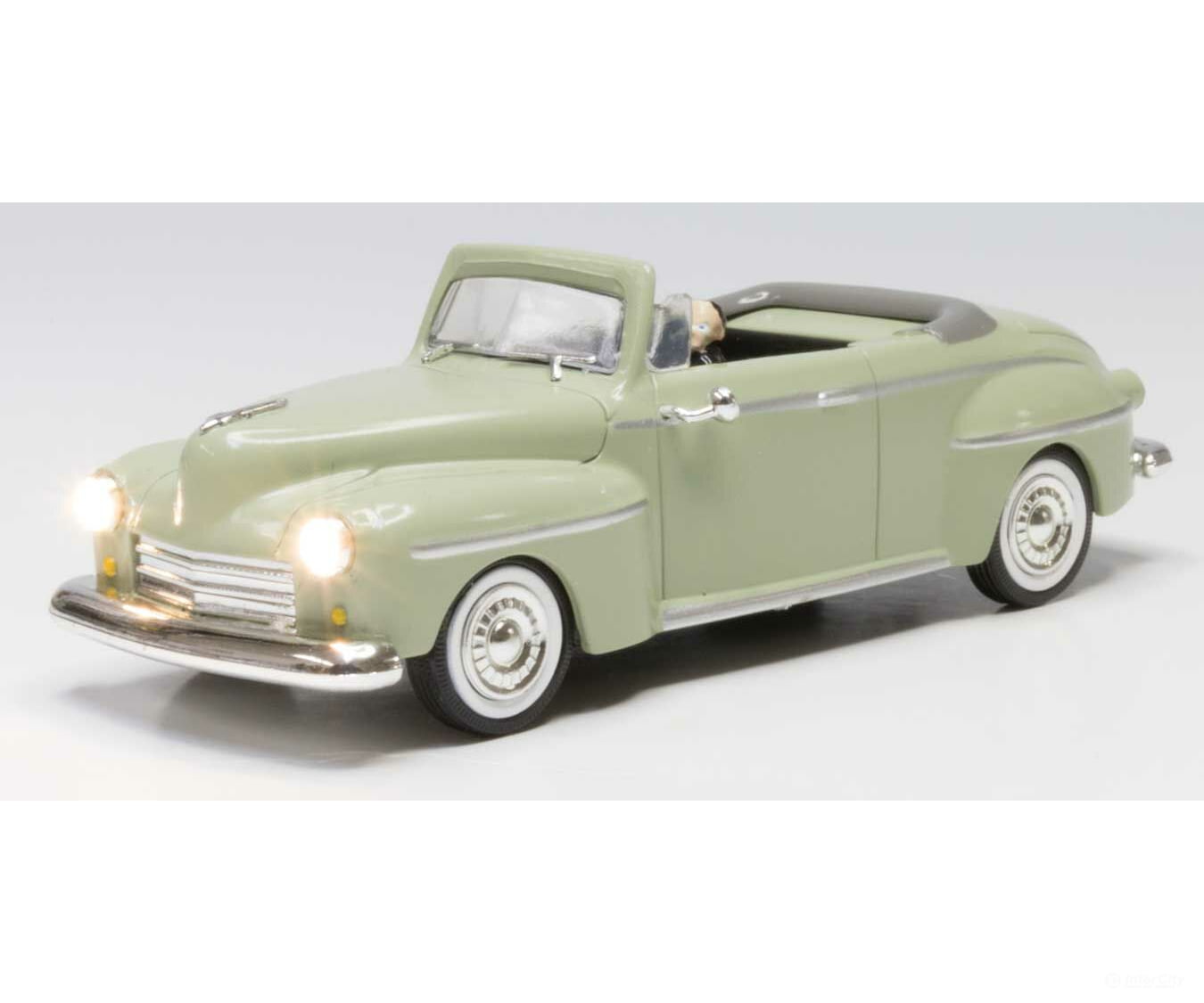 Woodland Scenics 5974 Just Plug(R) Lighted Vehicle -- Cool Convertible (Light Green) Cars & Trucks